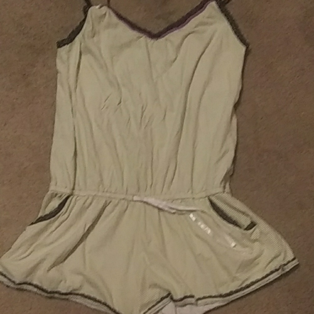 Green romper with pockets